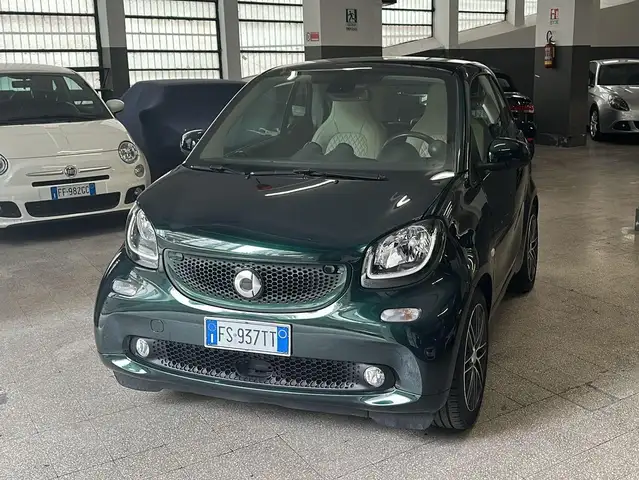 smart forTwo Fortwo III 0.9 t British Green 90cv Brabus Style