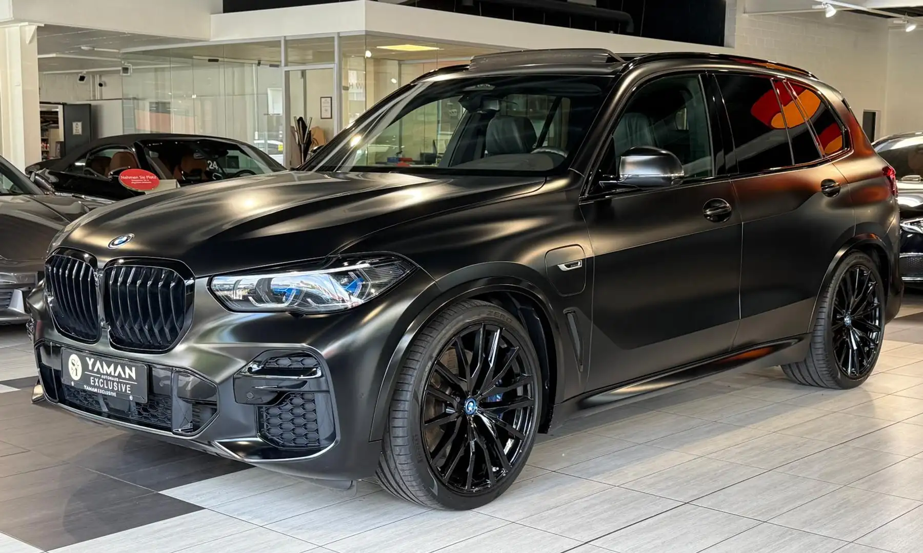 BMW X5 xDrive 45 e M Sport*Pano-Sky*Massage*B&W*TV Noir - 1