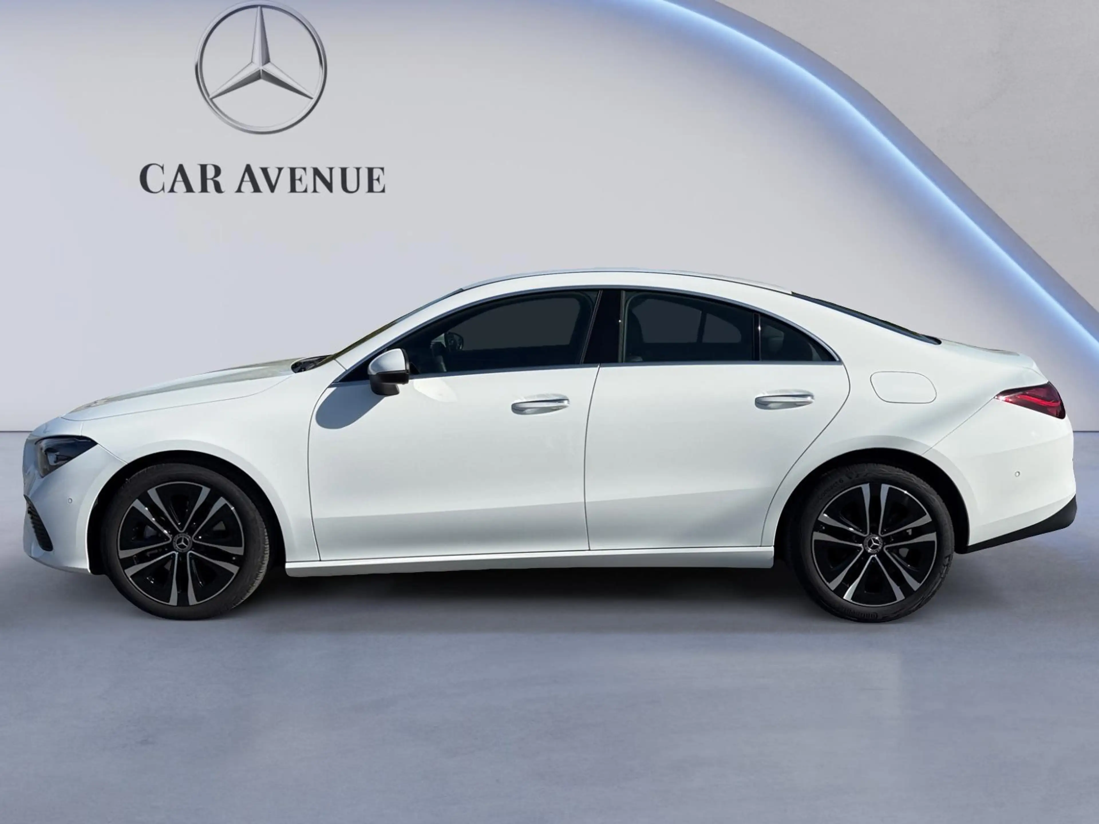 Mercedes-Benz CLA 180 Coupé Progressive — photo 2