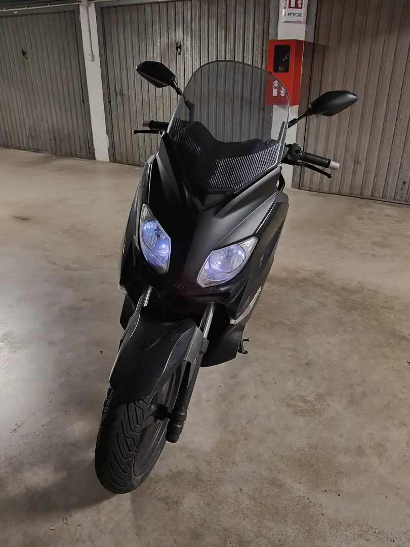 Yamaha X-Max 125 Nero - 1