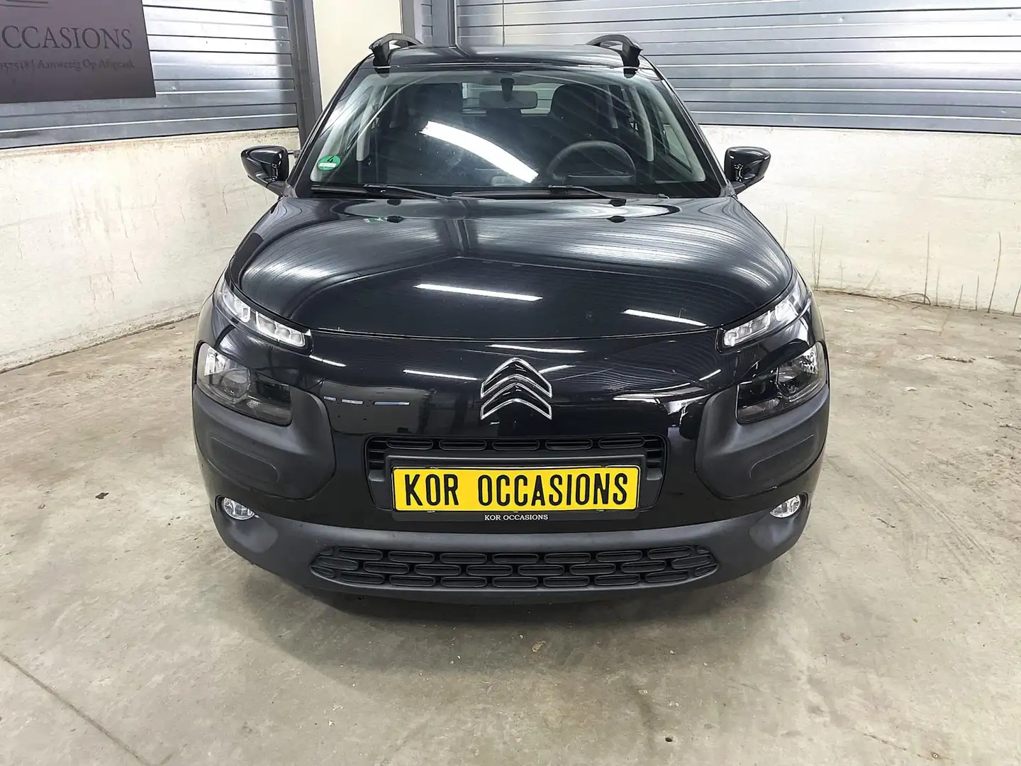 Citroen C4 Cactus 1.2 E-Thp Feel 2e eigenaar navi stoelverwarming Zwart - 2