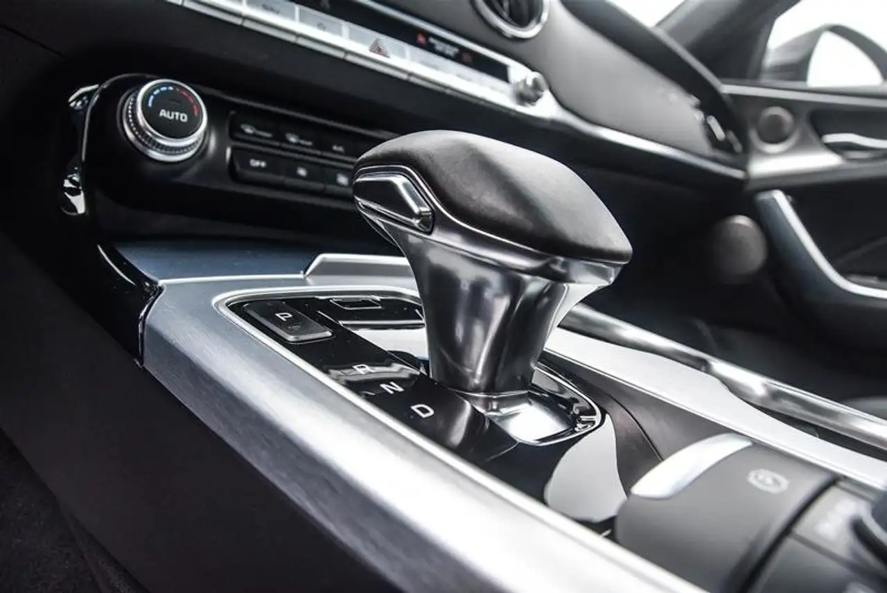Kia Stinger снимка Kia Stinger