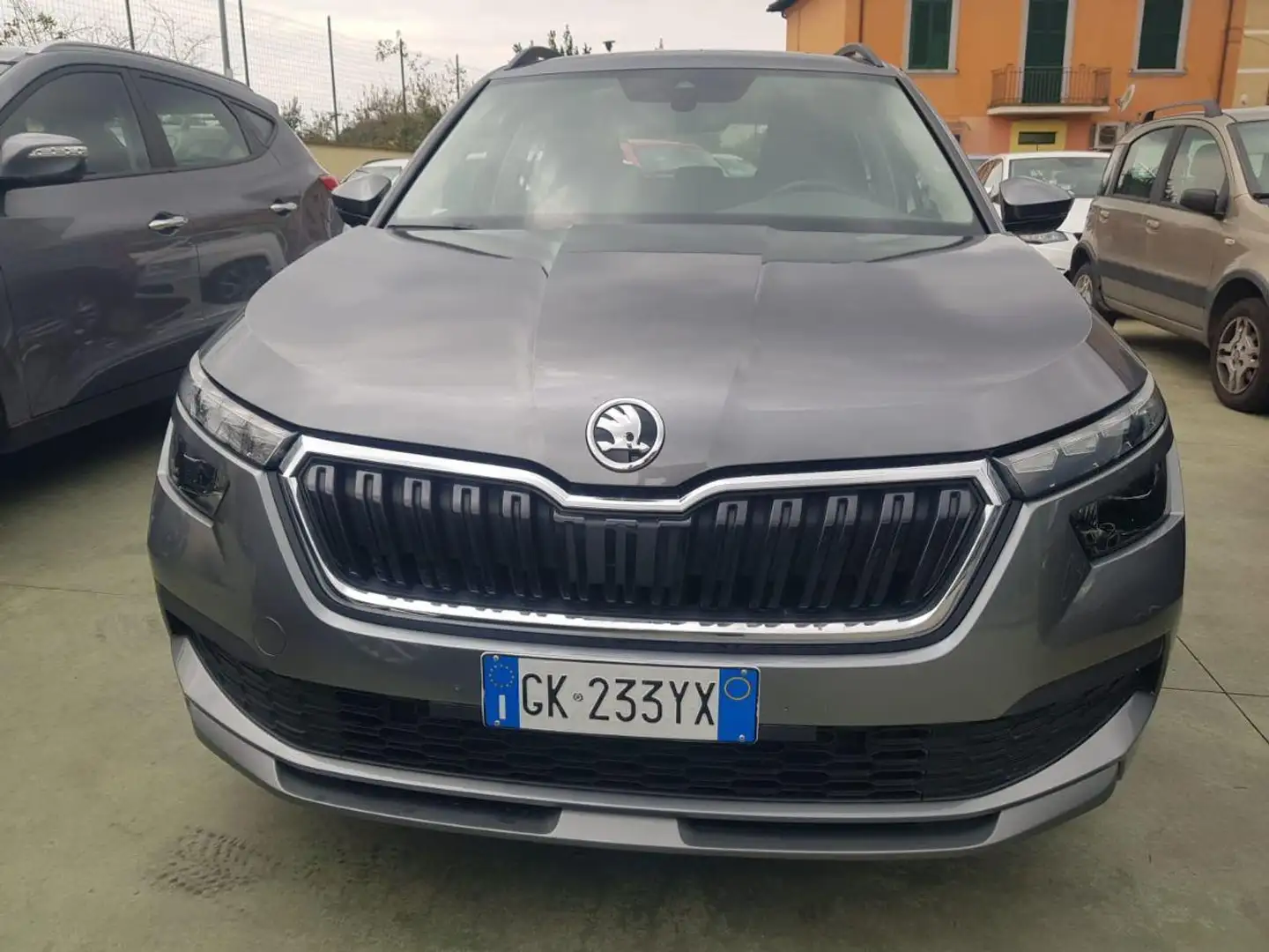 Skoda Kamiq 1.0 TSI Style Grijs - 2