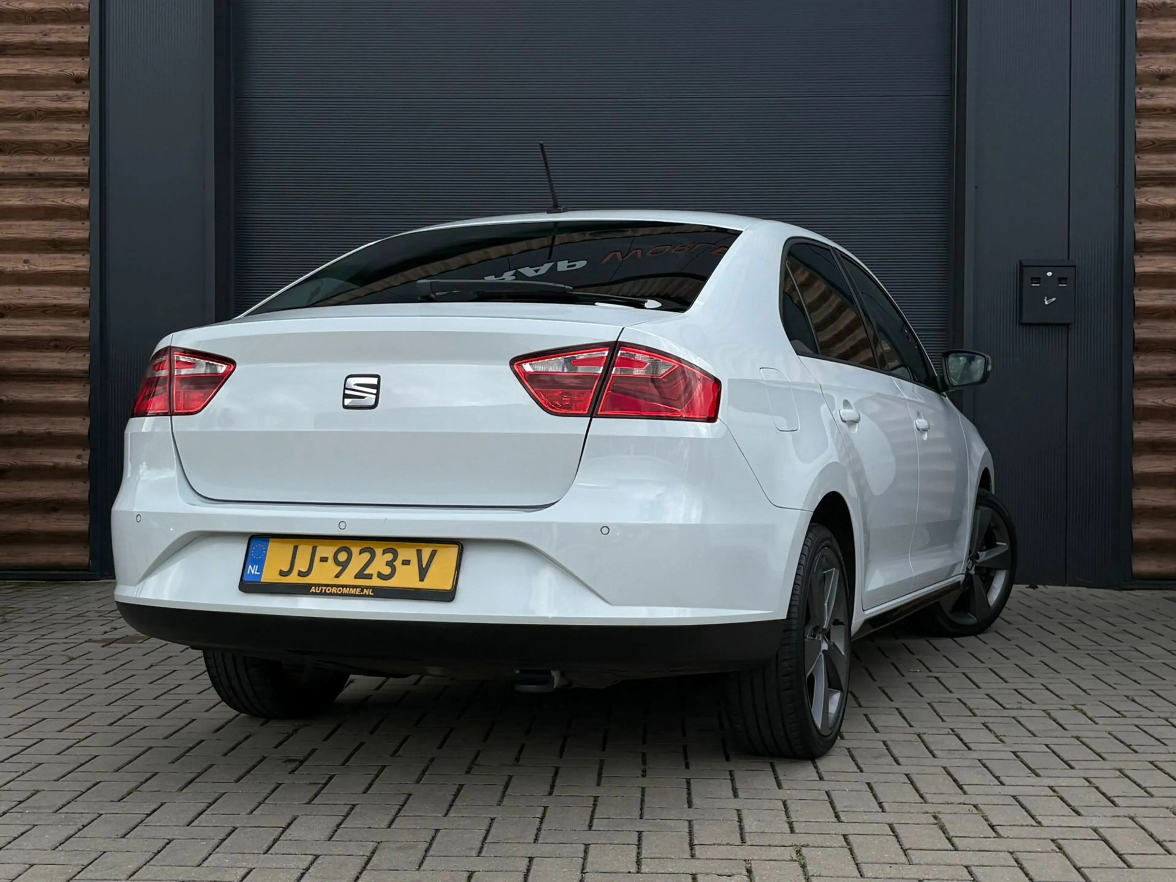 SEAT Toledo 1.2 TSI FR Connect vol jaar apk — photo 4