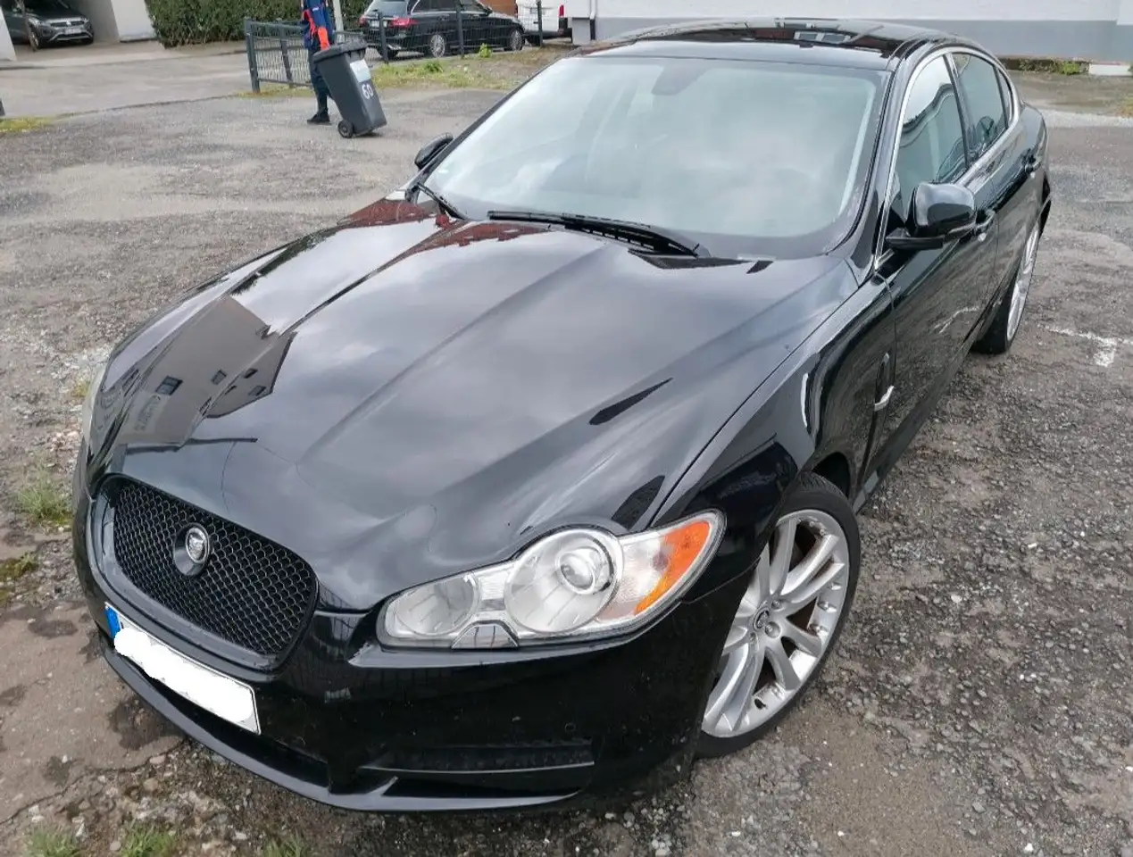 Jaguar XF