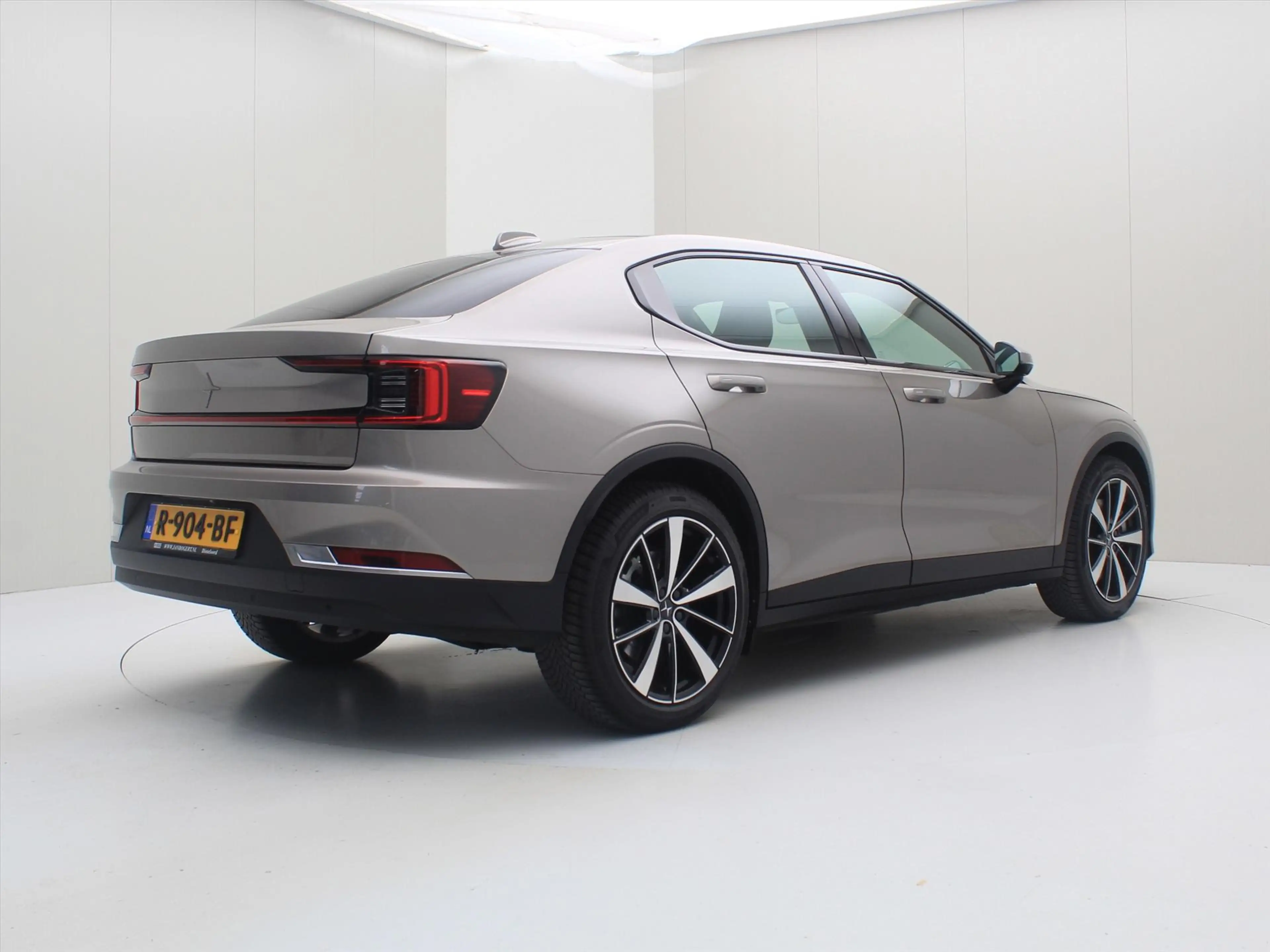 Polestar 2 Long Range Single Motor 231PK 78 kWh 93,5% SoH [ W — photo 3