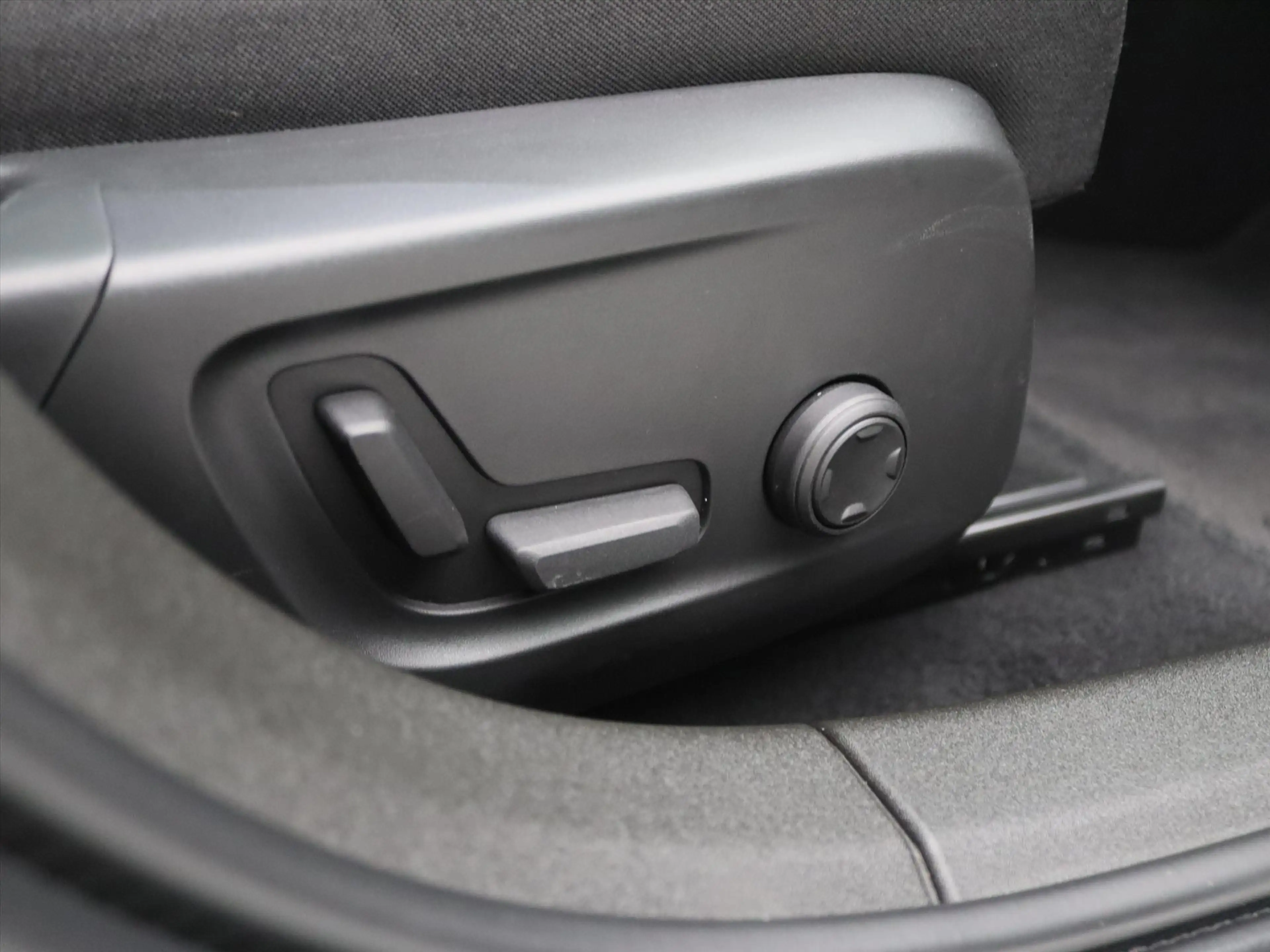 Polestar 2 Long Range Single Motor 231PK 78 kWh 93,5% SoH [ W — photo 18