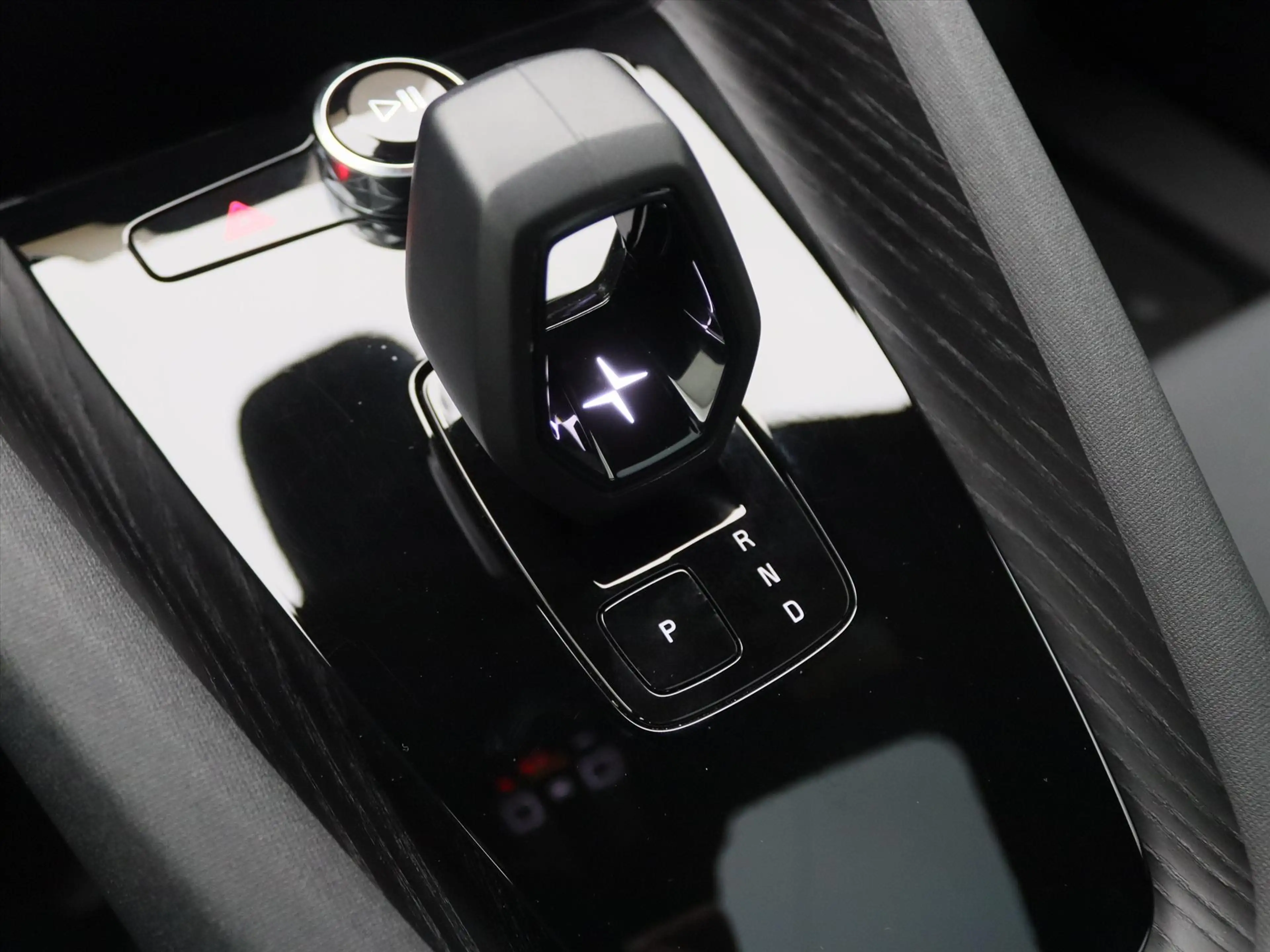 Polestar 2 Long Range Single Motor 231PK 78 kWh 93,5% SoH [ W — photo 37