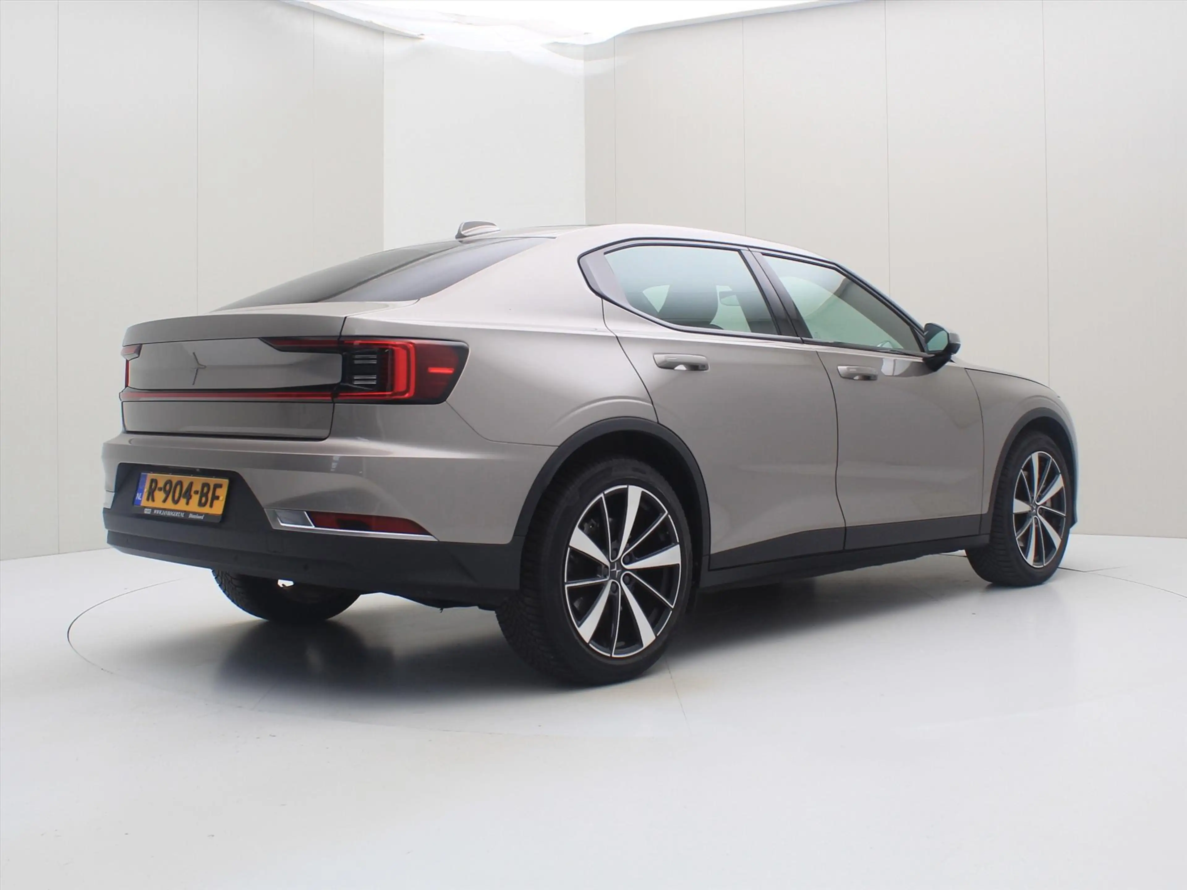 Polestar 2 Long Range Single Motor 231PK 78 kWh 93,5% SoH [ W — photo 3