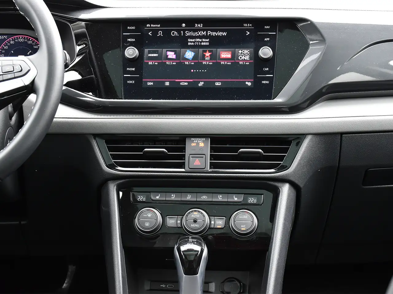 Volkswagen Taos снимка Volkswagen Taos