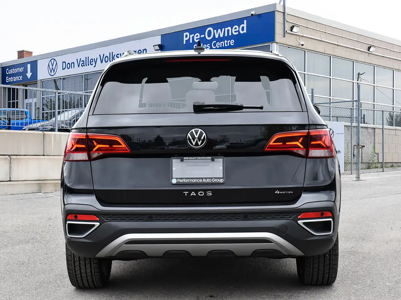 Volkswagen Taos снимка Volkswagen Taos