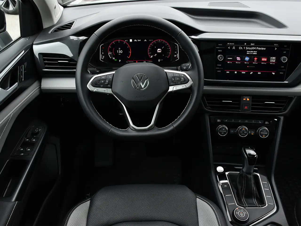 Volkswagen Taos снимка Volkswagen Taos