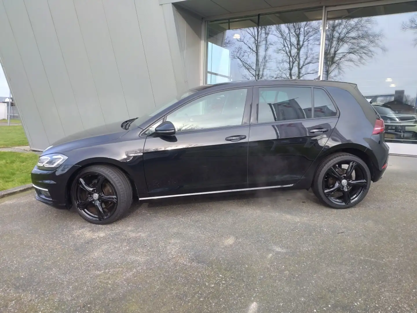 Volkswagen Golf 1.5 TSI Highline Nero - 2