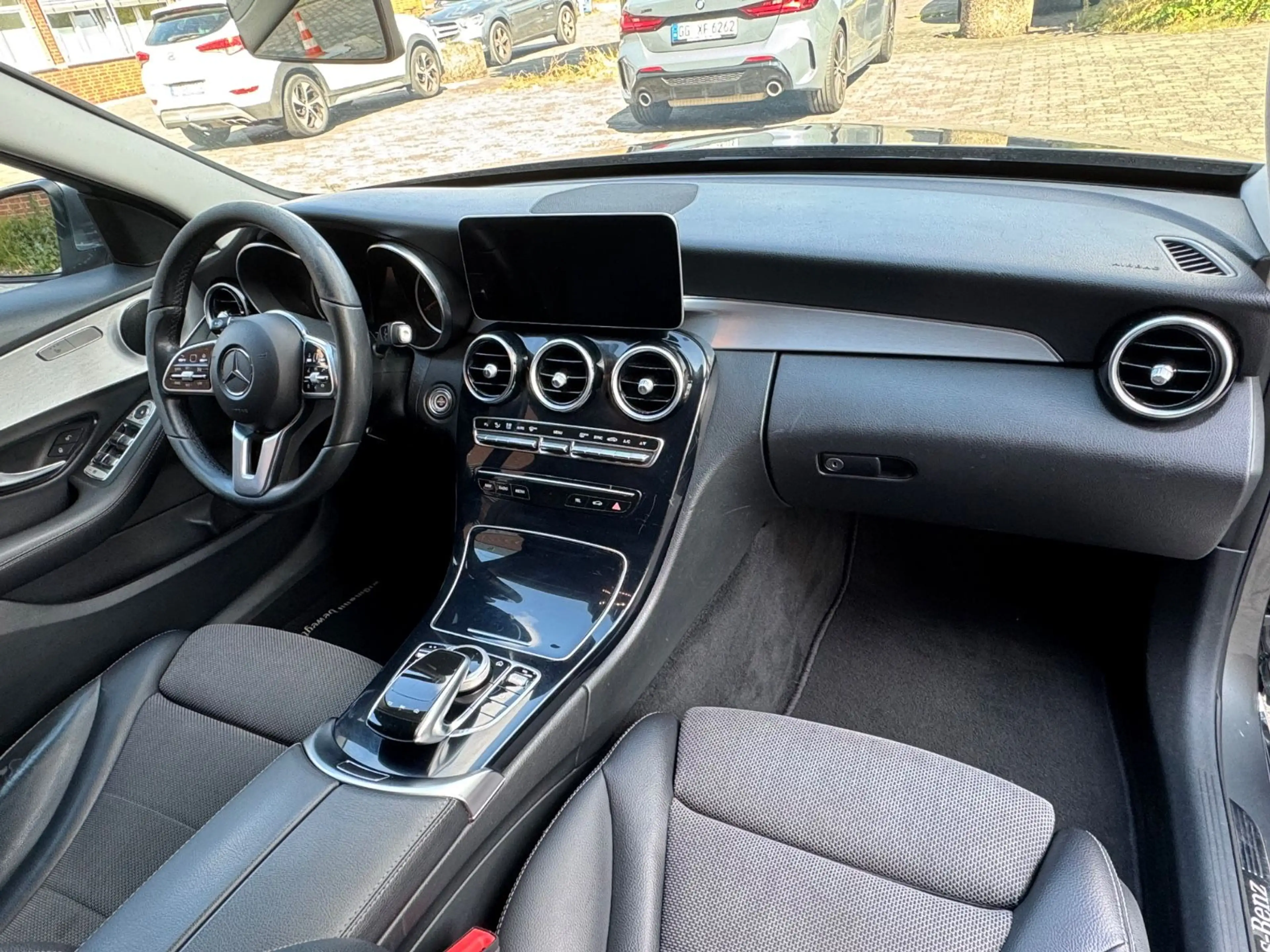 Mercedes-Benz C 200 d T Avantgarde *CAM*ASSISTS*CARPLAY*LED* — photo 10