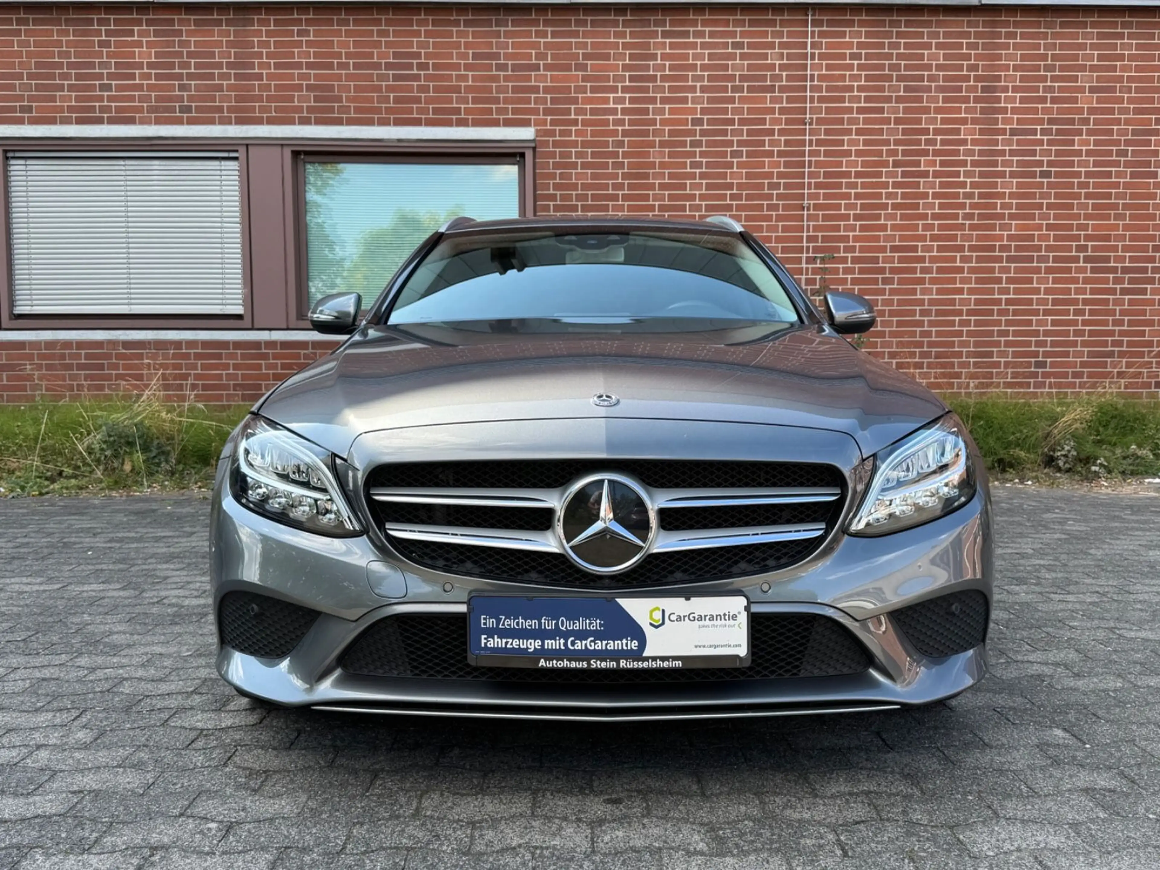 Mercedes-Benz C 200 d T Avantgarde *CAM*ASSISTS*CARPLAY*LED* — photo 2
