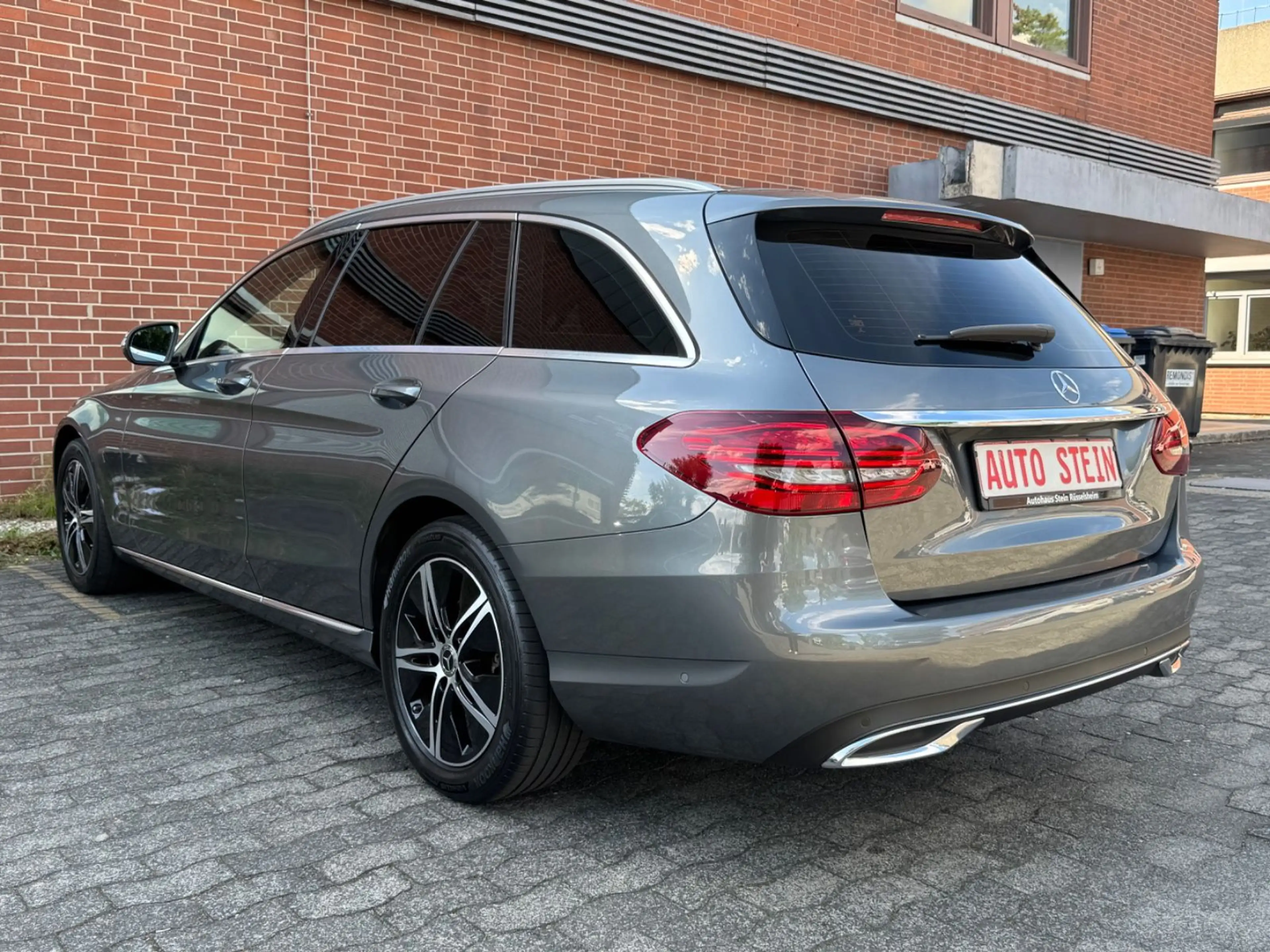 Mercedes-Benz C 200 d T Avantgarde *CAM*ASSISTS*CARPLAY*LED* — photo 7