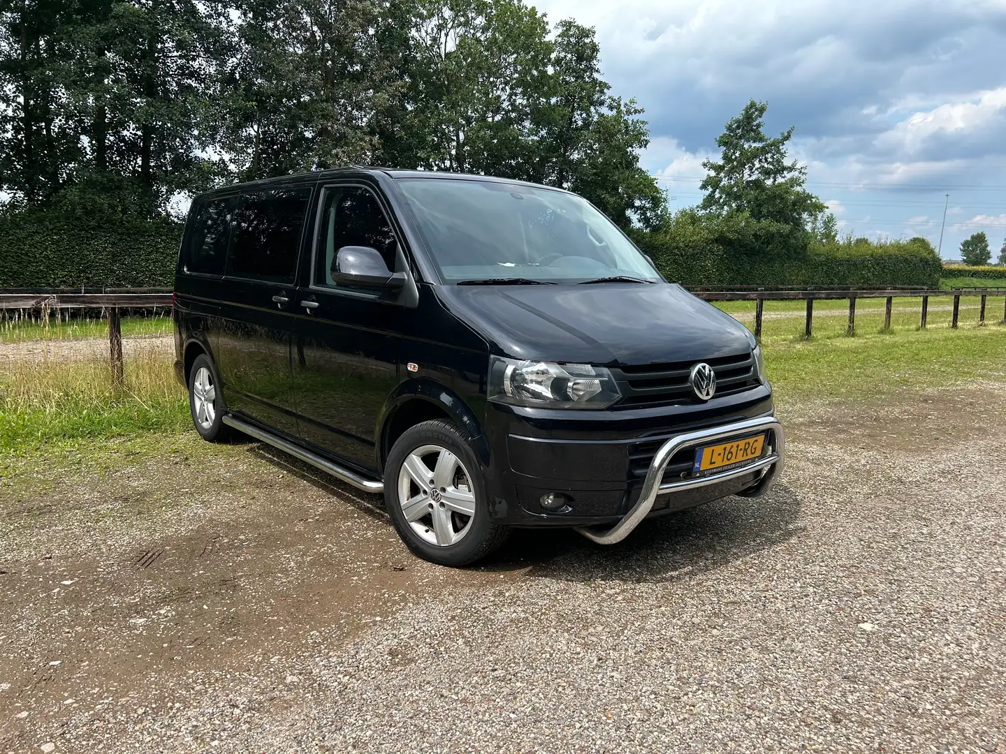 Volkswagen Transporter Camper Zwart - 1