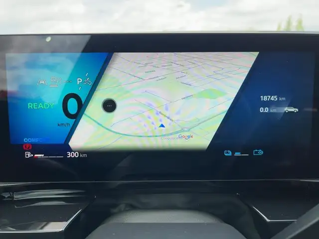 Renault Austral view 13