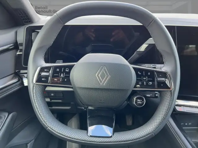 Renault Austral view 11
