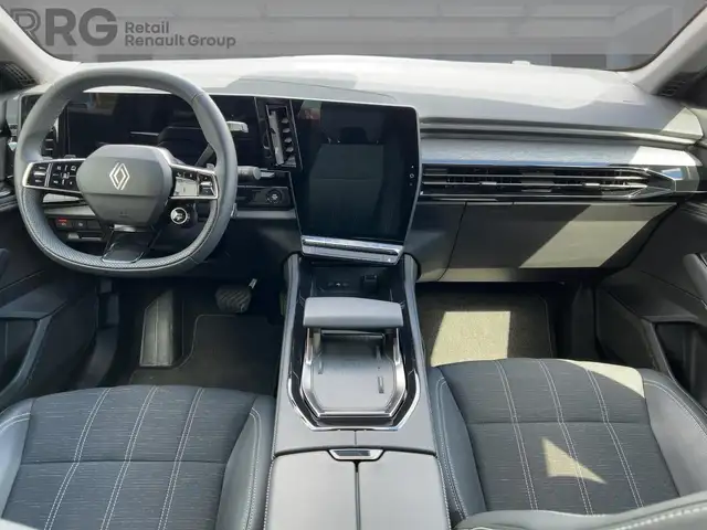 Renault Austral view 10