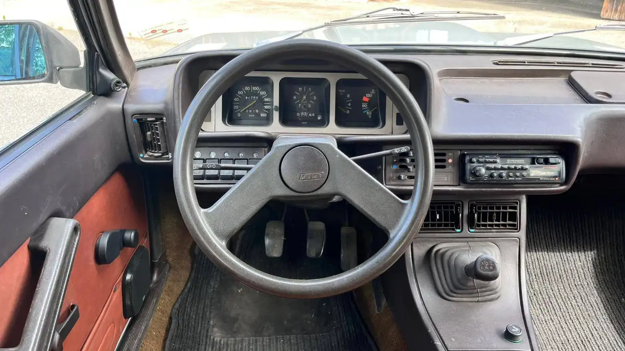 Fiat 131 4p 2.0d L, foto 12