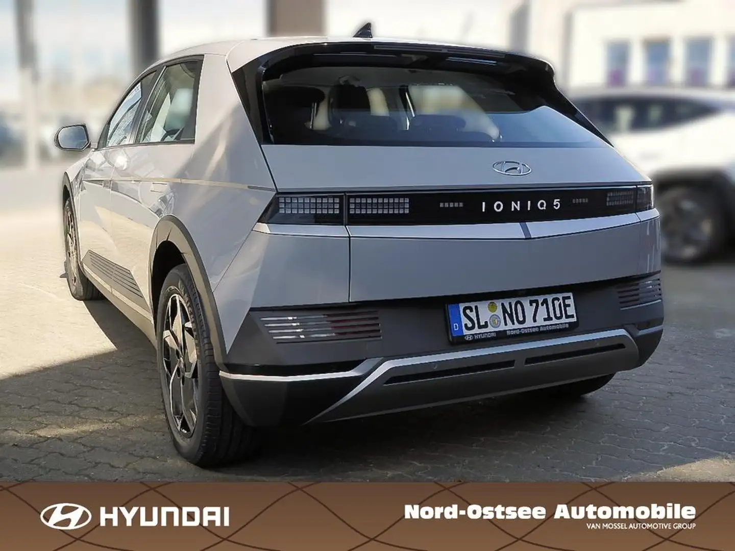 Hyundai IONIQ 5 Navi Carplay LHZ SHZ PDC Gris - 2