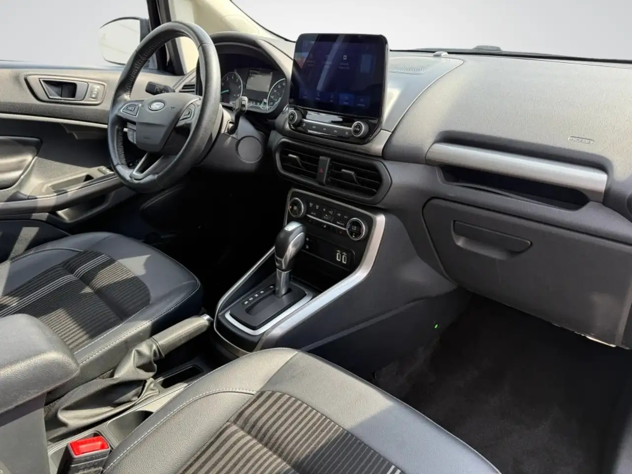 Ford EcoSport снимка Ford EcoSport