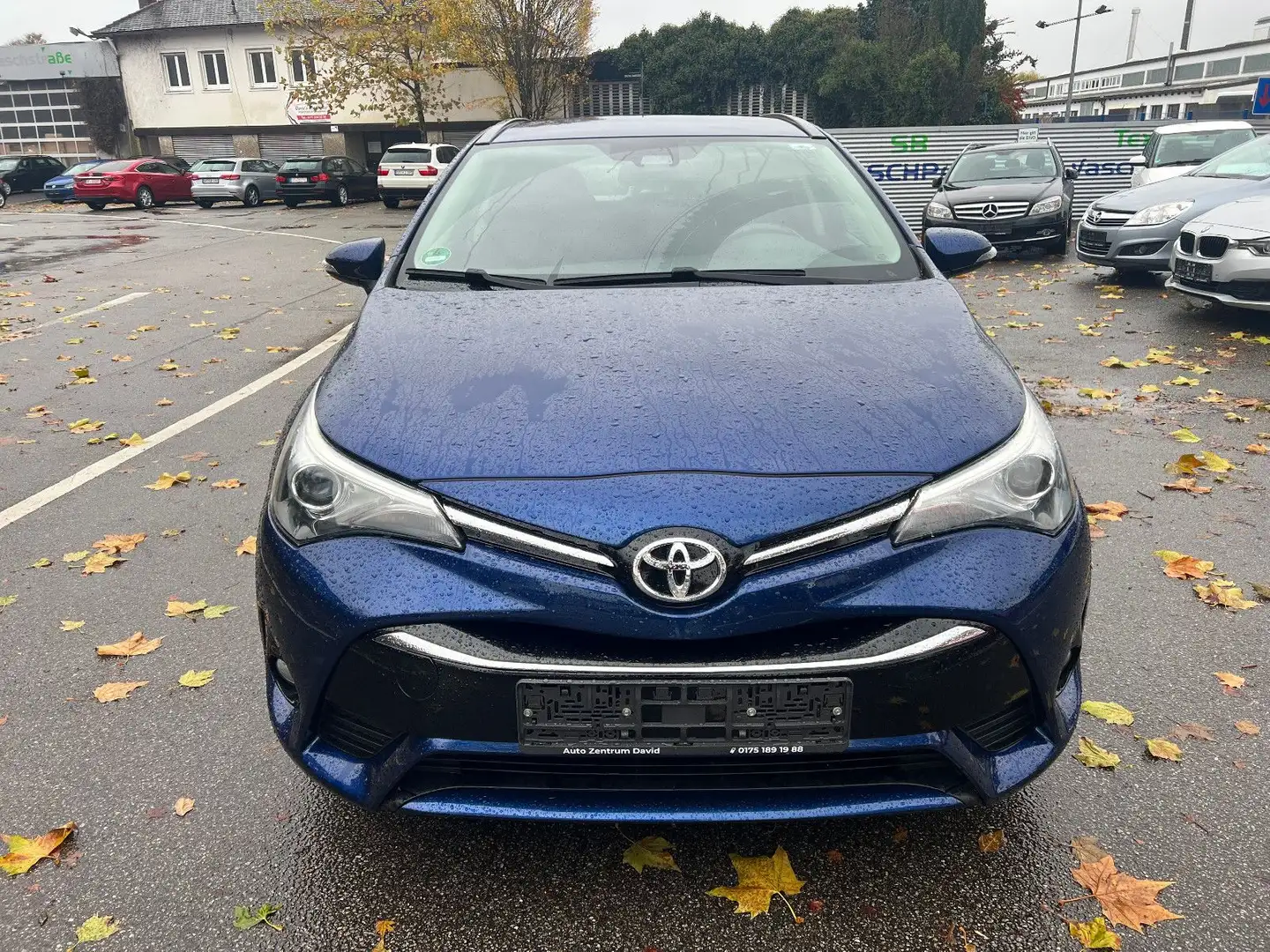Toyota Avensis Touring Sports Business Edition*8-fach* Blau - 2