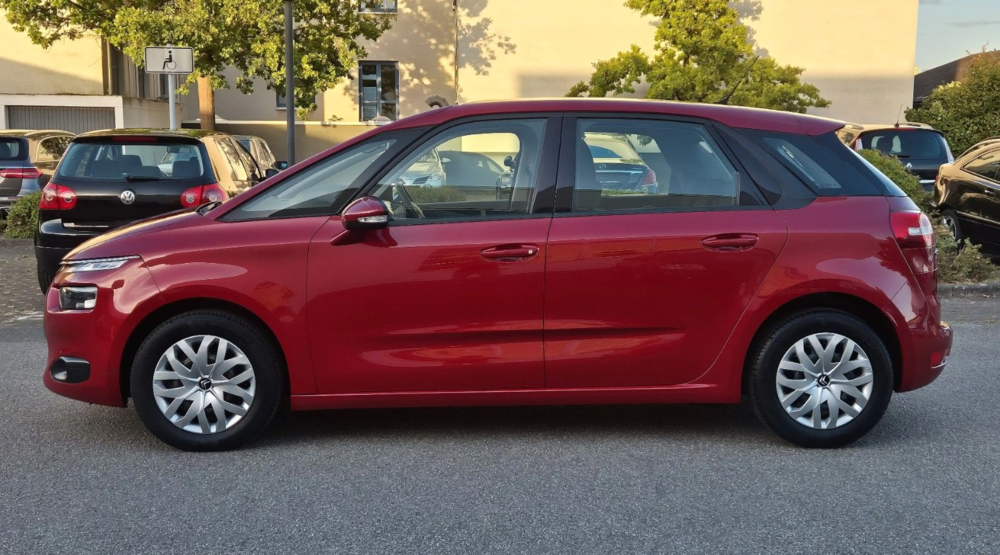 Citroen C4 Picasso e-HDi /NAVI/PDC/SHZ/TEMPO/AUS 2. HAND — photo 5