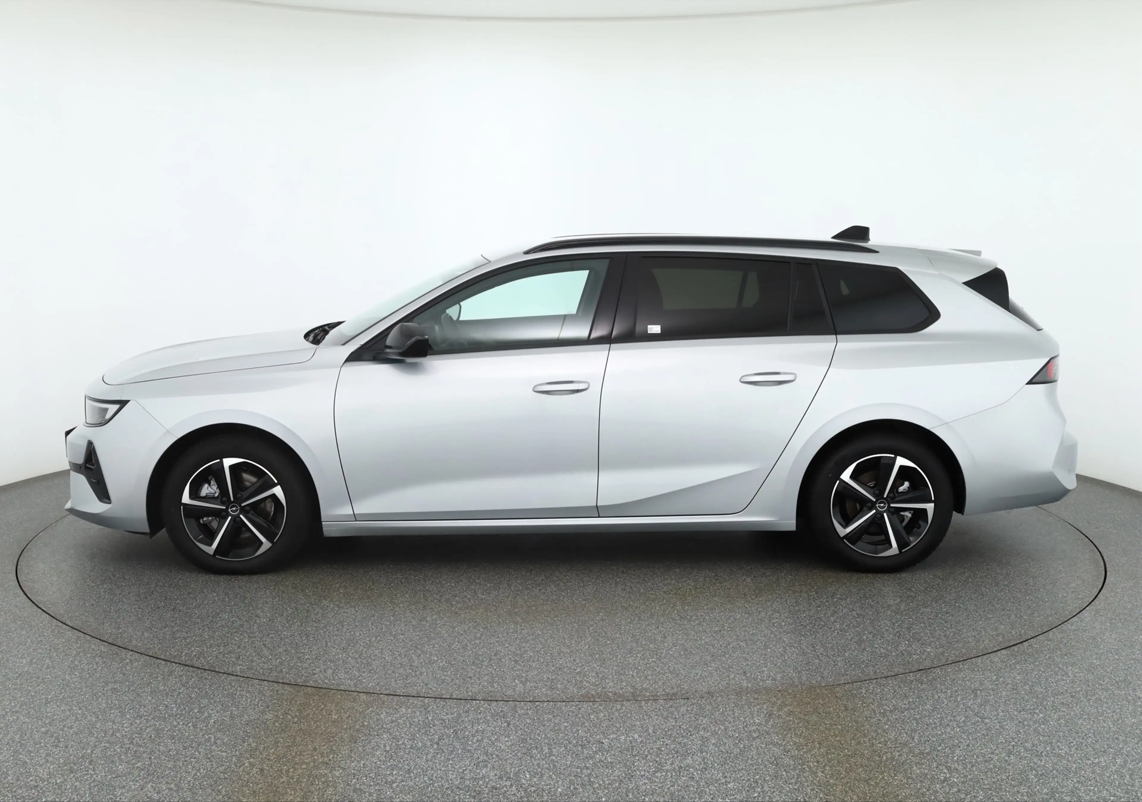 Opel Astra ST GS 1.2 Turbo LED ACC Navi — photo 2