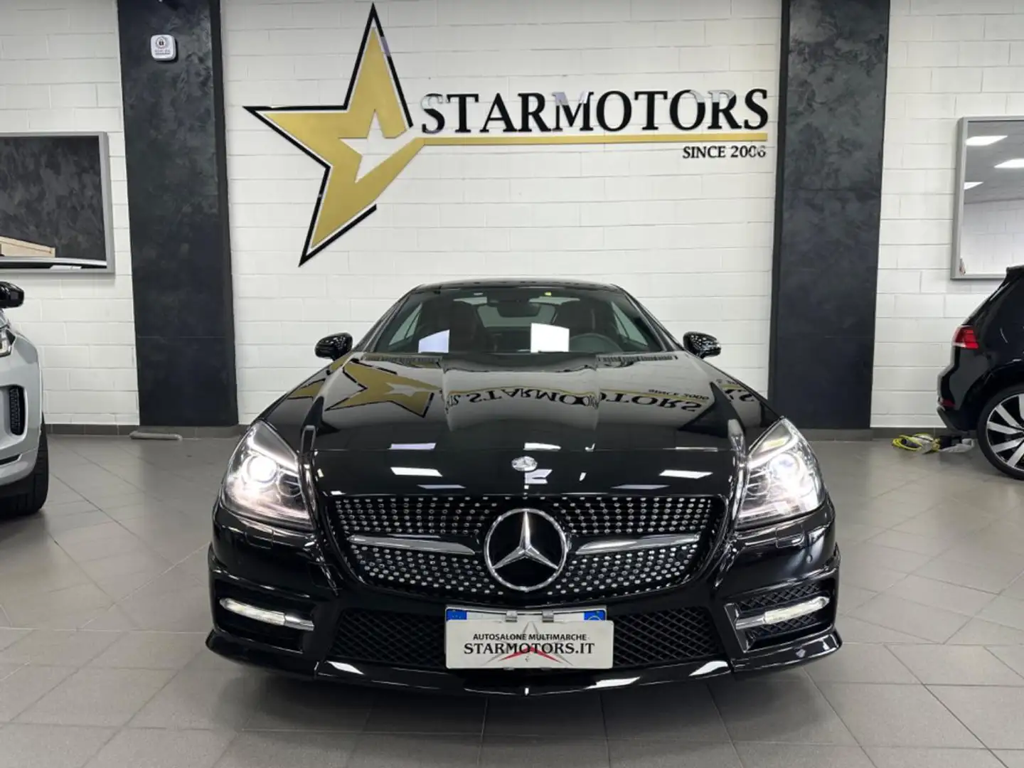 Mercedes-Benz SLK 200 Premium AMG Autom. Service MercedesBenz Černá - 1