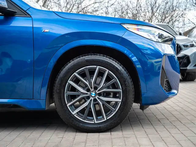 BMW X1 view 11