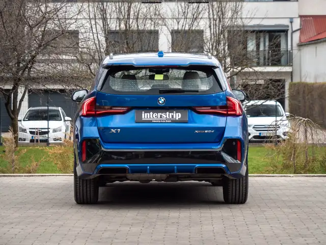 BMW X1 view 6