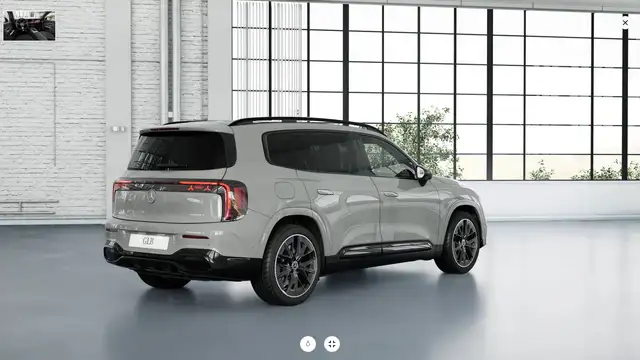 Mercedes-Benz GLB view 4