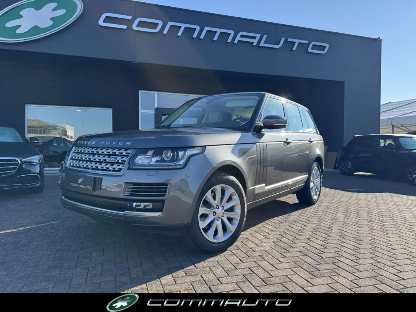 Land Rover Range Rover 3.0 TDV6 VOGUE Gris - 1