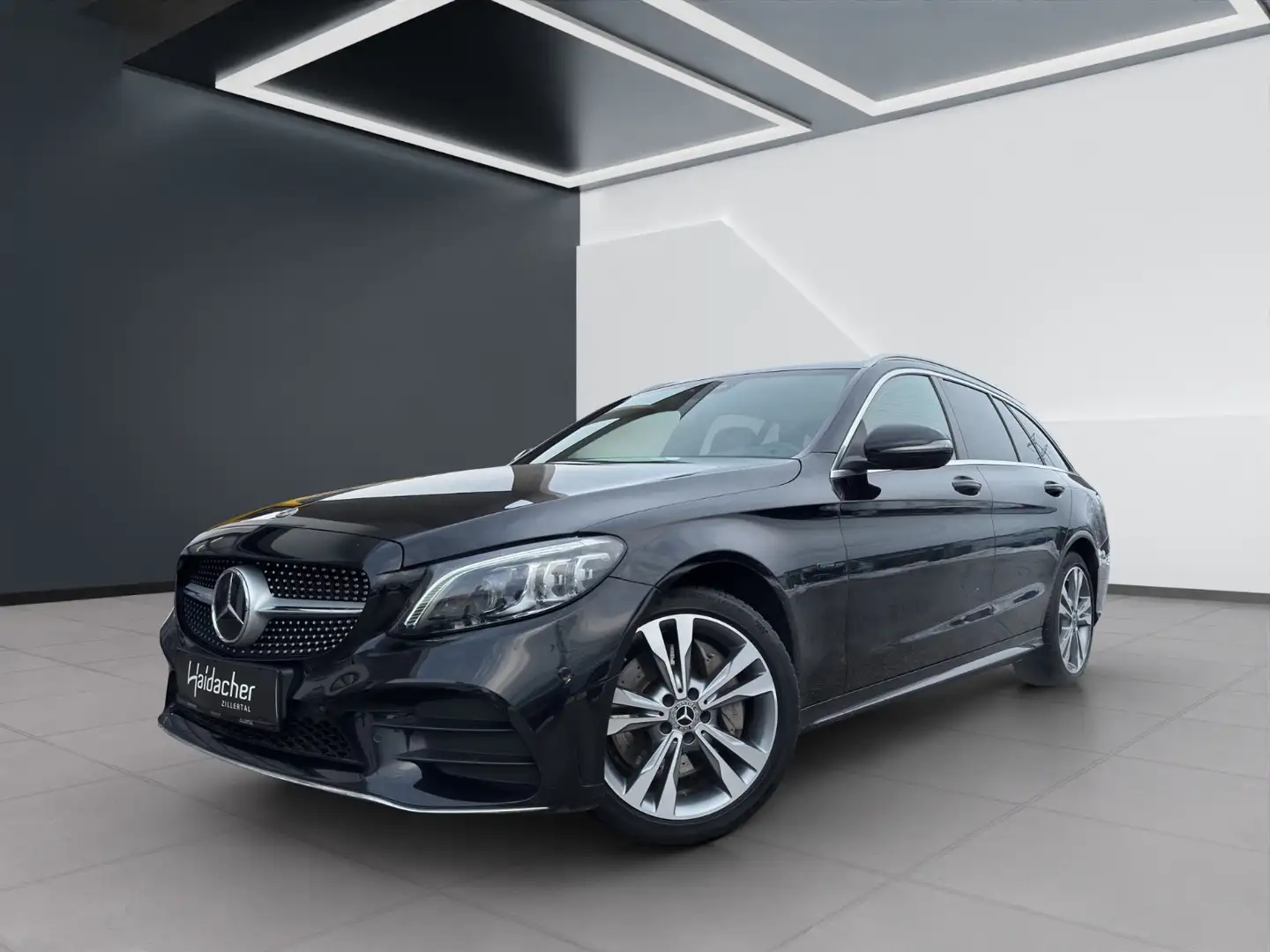 Mercedes-Benz C 300 de T-Modell Distr PTS Shz Ambi FAP Mbeam Schwarz - 2