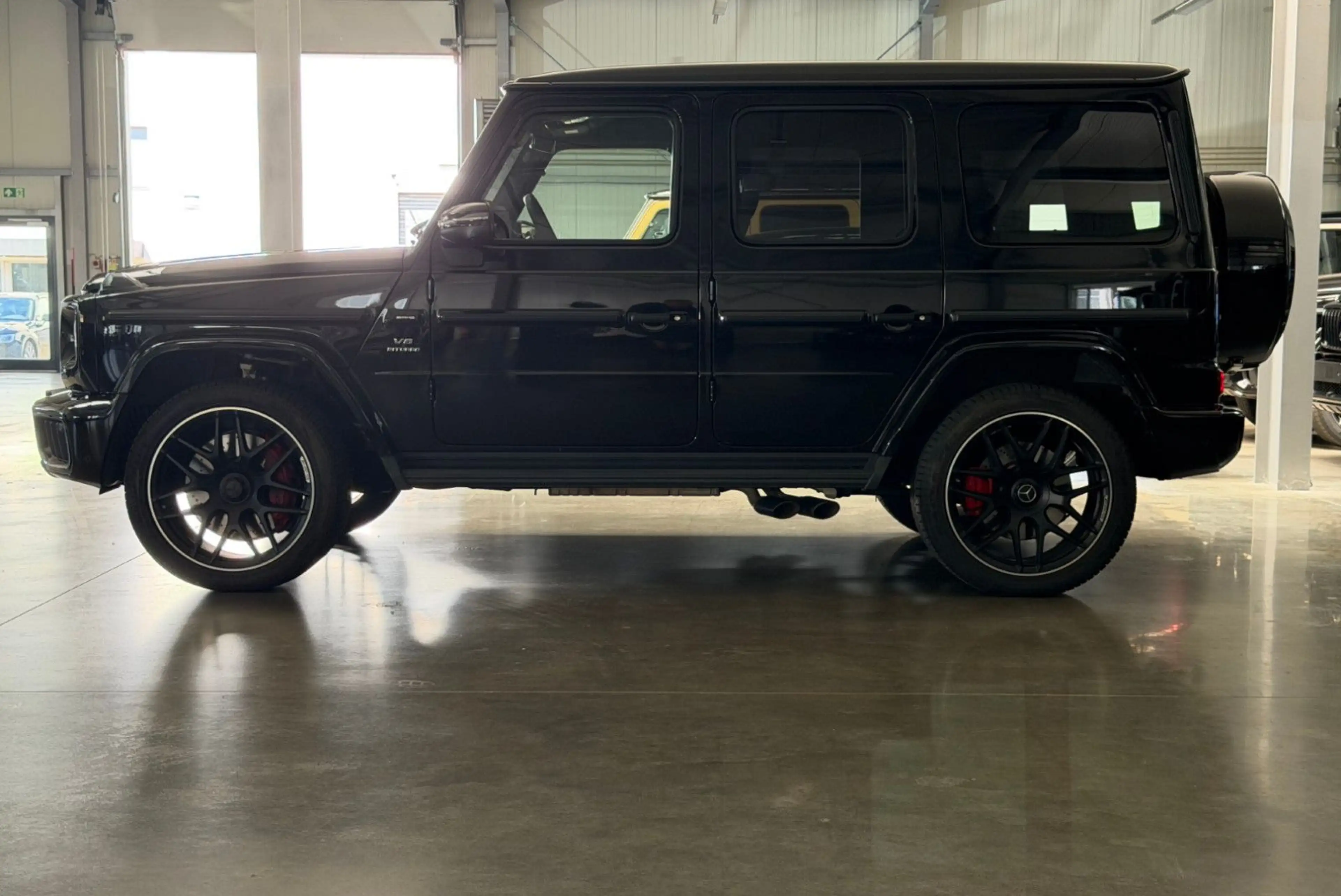 Mercedes-Benz G 63 AMG Facelift / Superior Line / Night Pack — photo 10