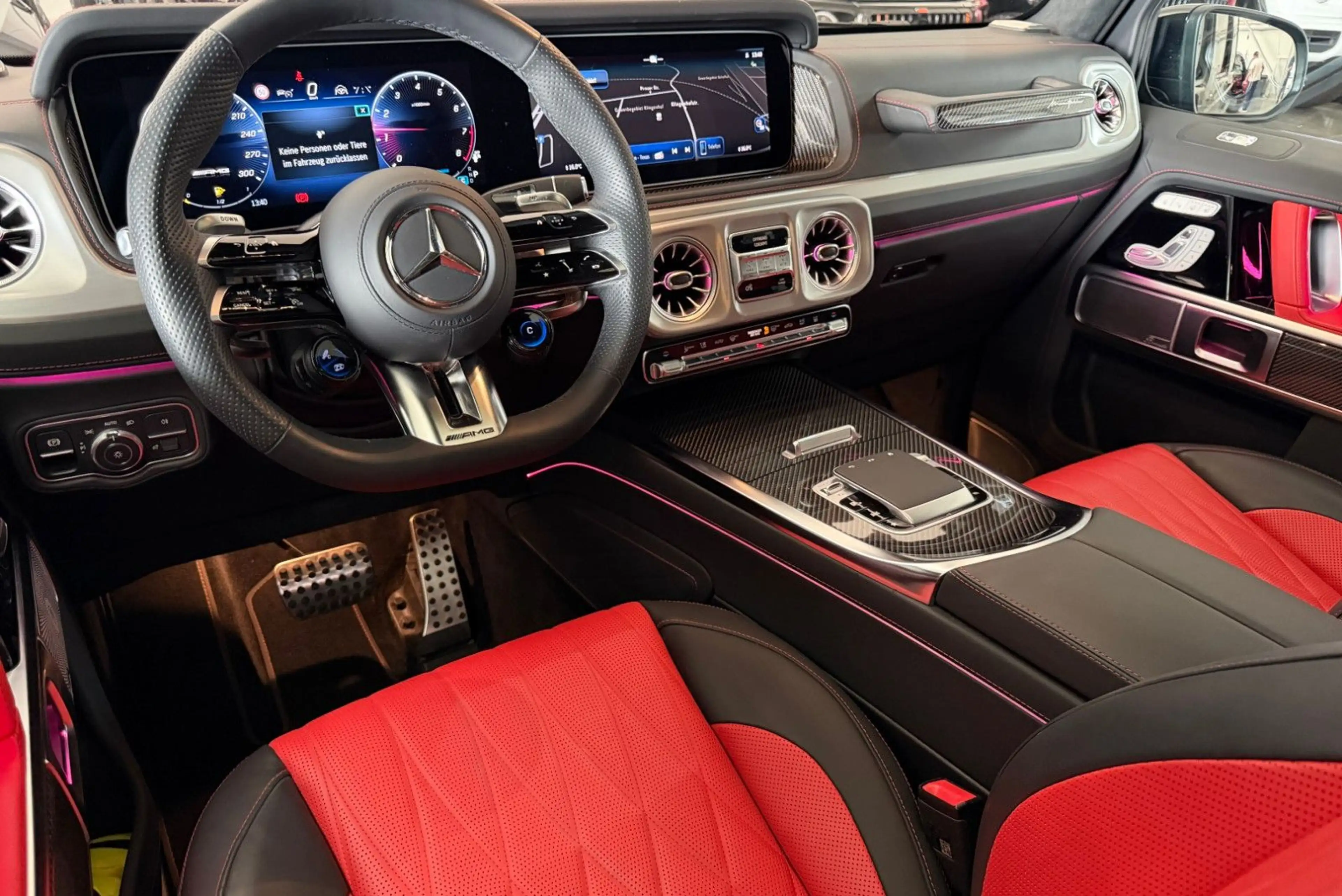 Mercedes-Benz G 63 AMG Facelift / Superior Line / Night Pack — photo 2