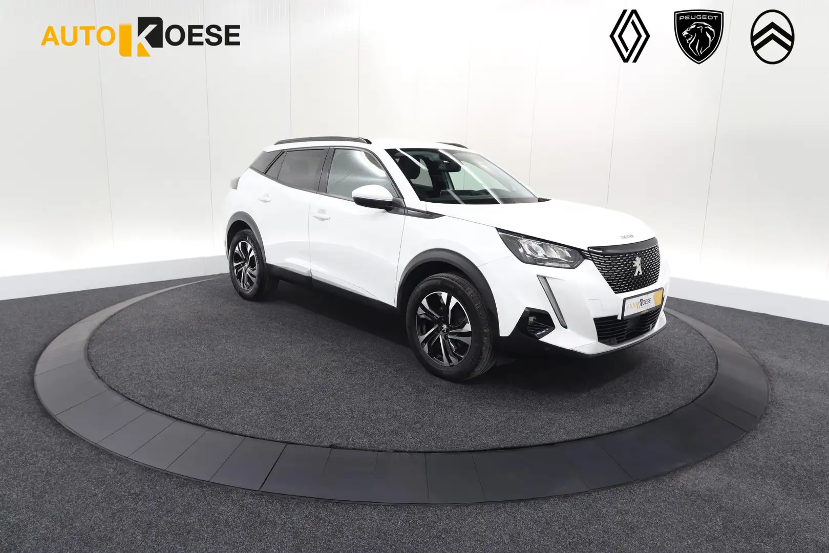 Peugeot 2008 PureTech 130 Allure | Trekhaak | Camera | Navigati Blanc - 1