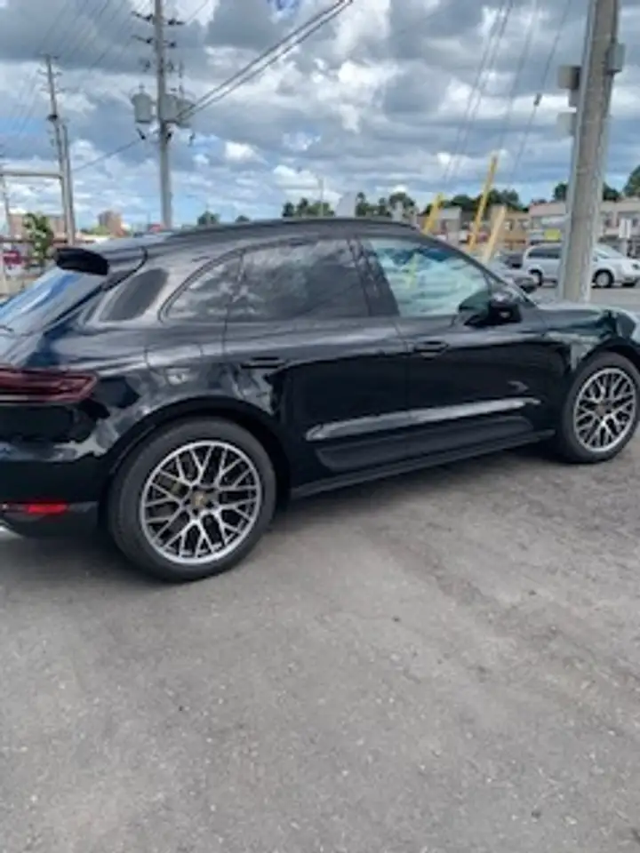 2018 Porsche Macan