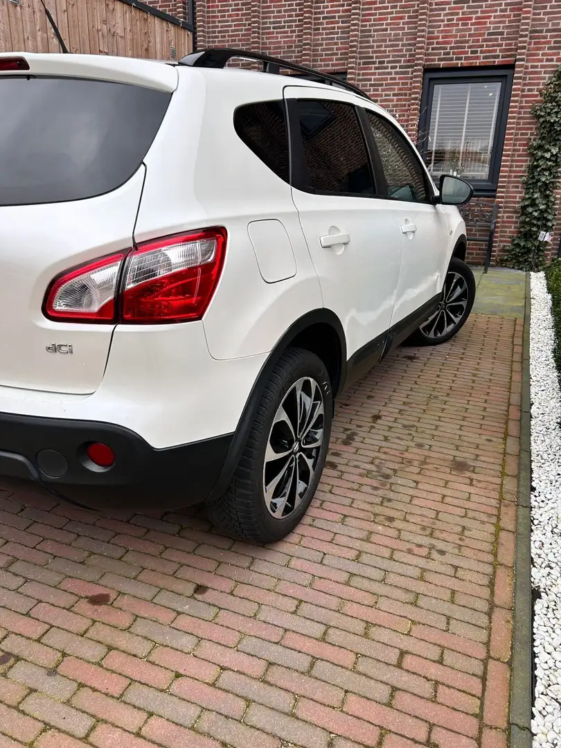 Nissan Qashqai 1.5 dCi Connect Edition Wit - 2