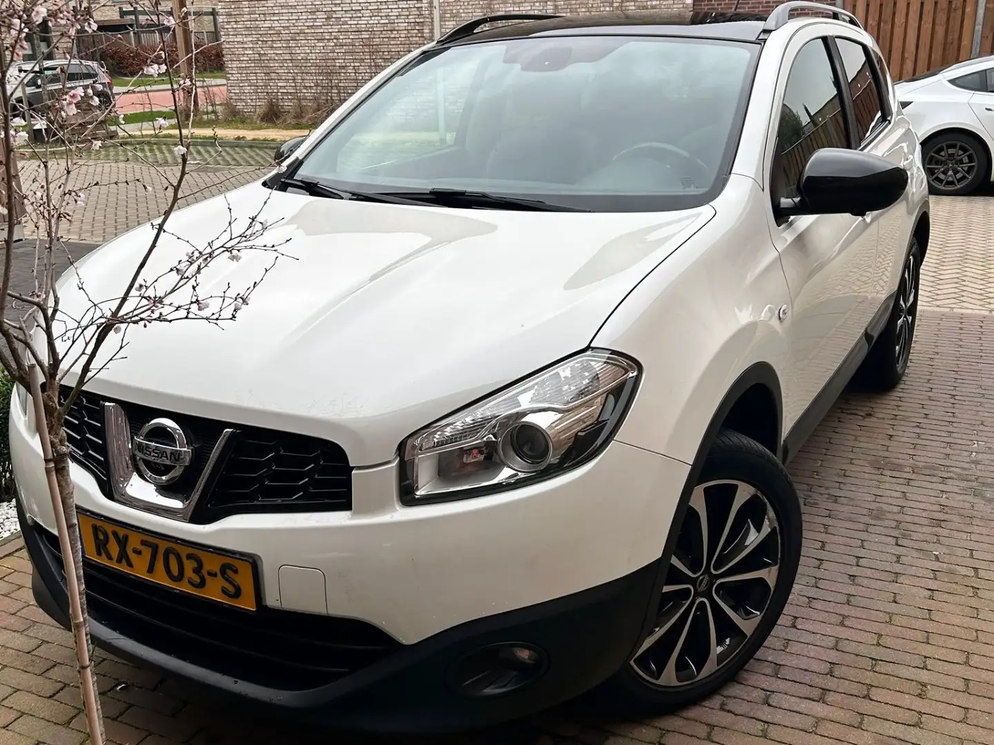 Nissan Qashqai 1.5 dCi Connect Edition Wit - 1