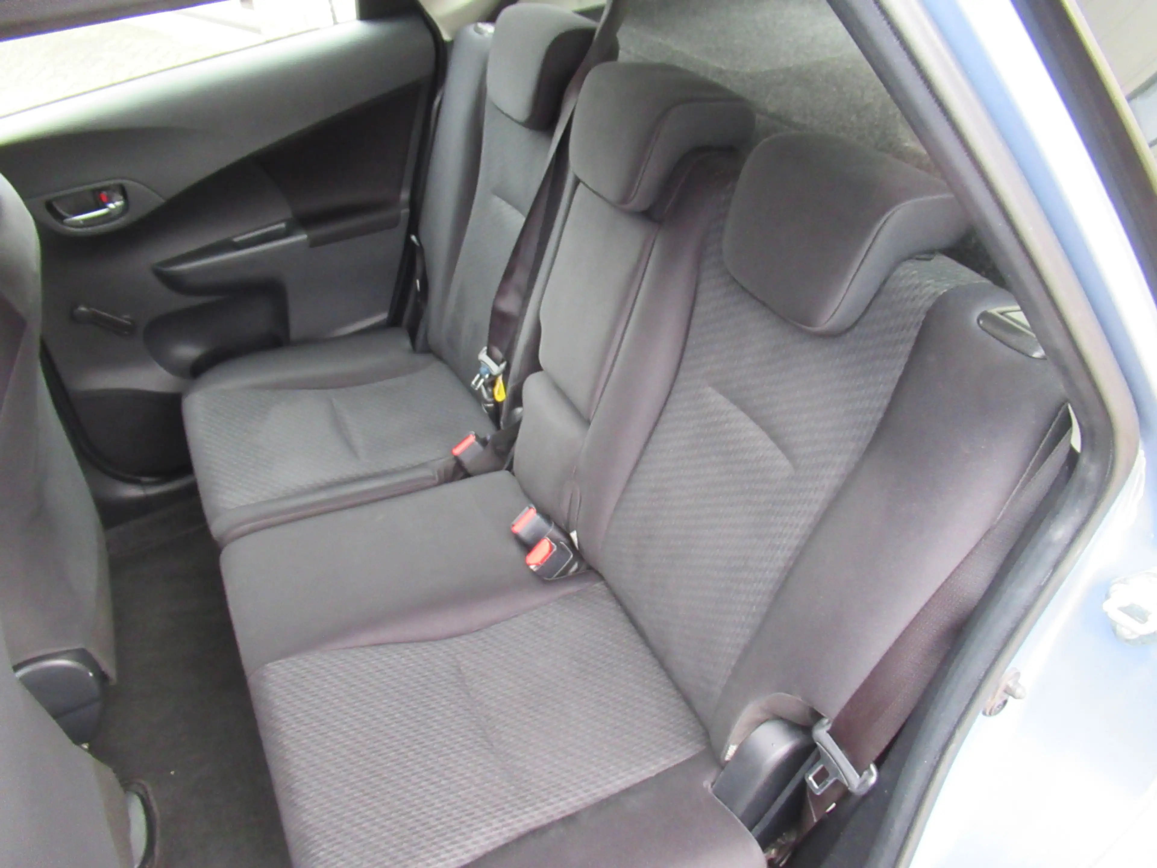 Toyota Verso-S 1.3 VVT-i Aspiration — photo 6