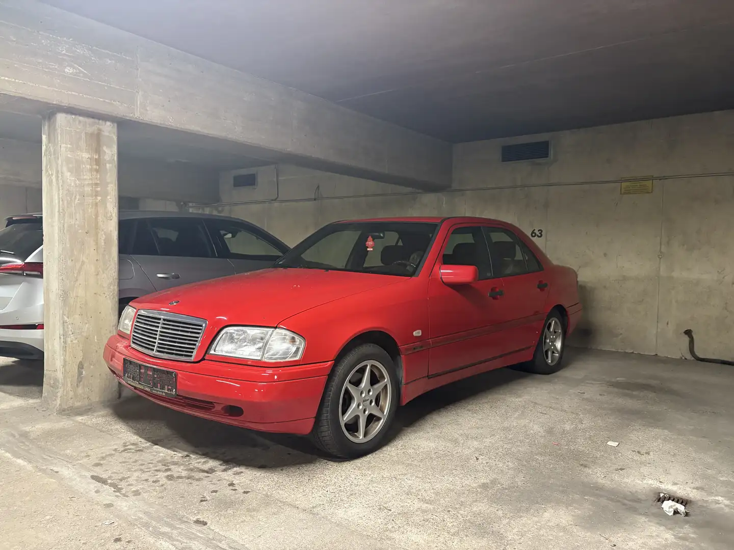 Mercedes-Benz C 180 Classic - 1