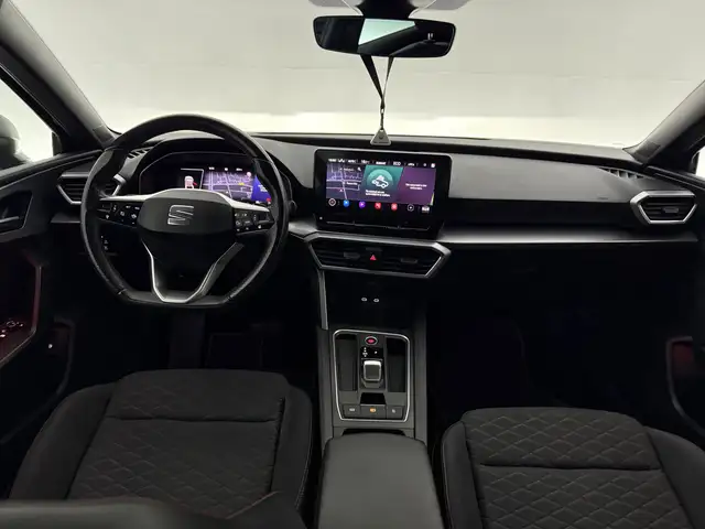 Seat Leon view 2