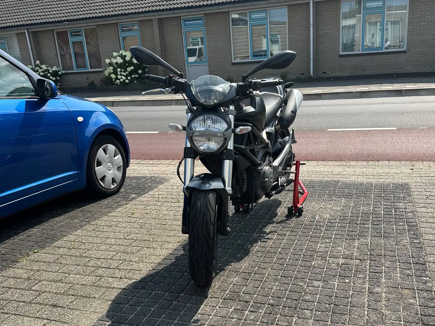 Ducati Monster 696 Zwart - 1