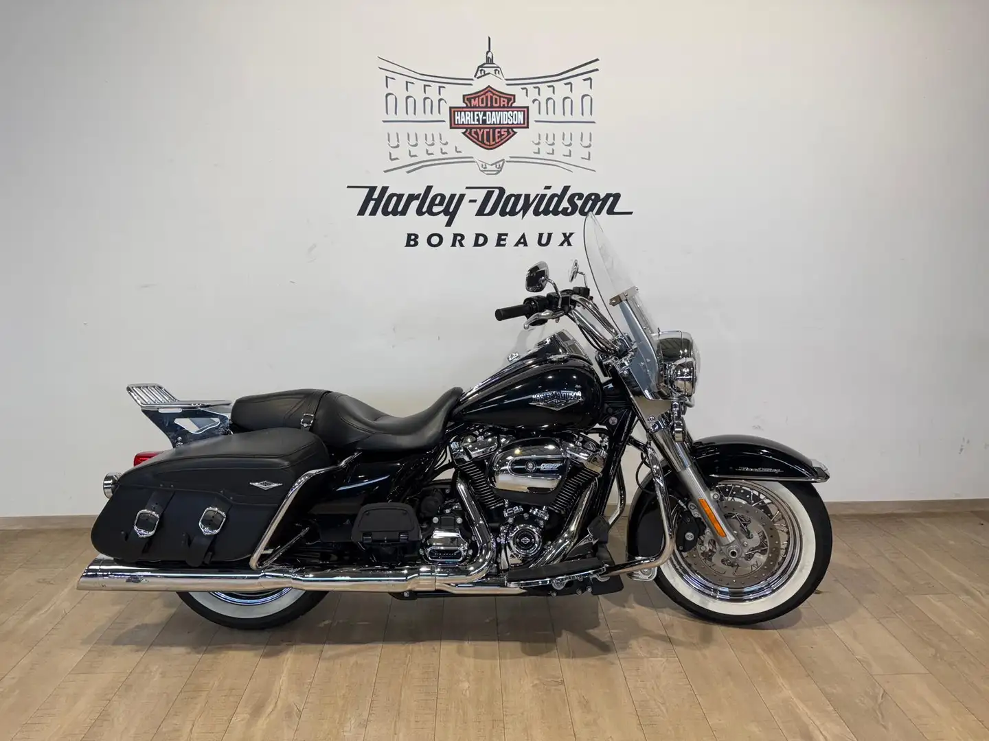 Harley-Davidson Road King - 1