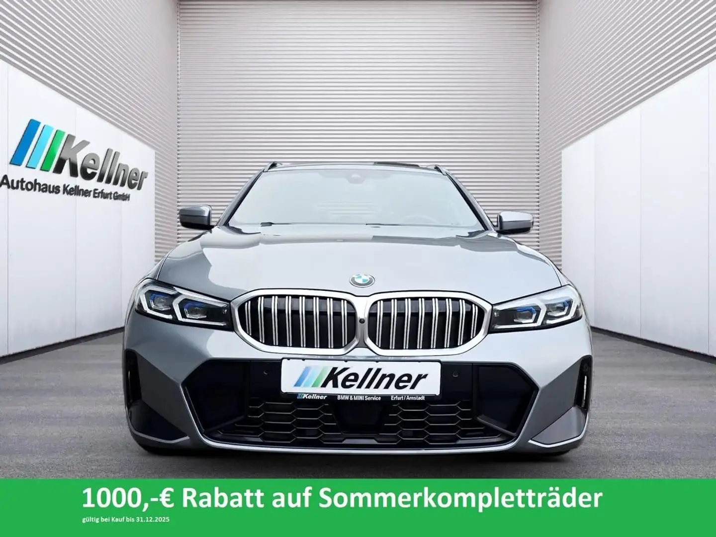 BMW 330 i xDr. Tour. M-Sport Head-Up+AHK+Pano+ACC+36 Grau - 1