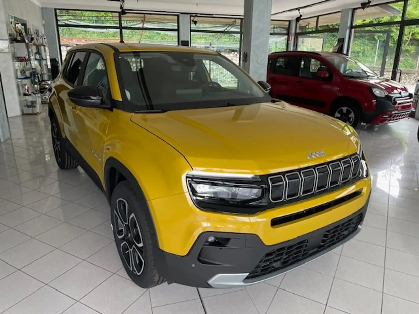 Jeep Avenger JEEP AVENGER 1.2 Turbo MHEV Summit+WINTER PACK Geel - 1