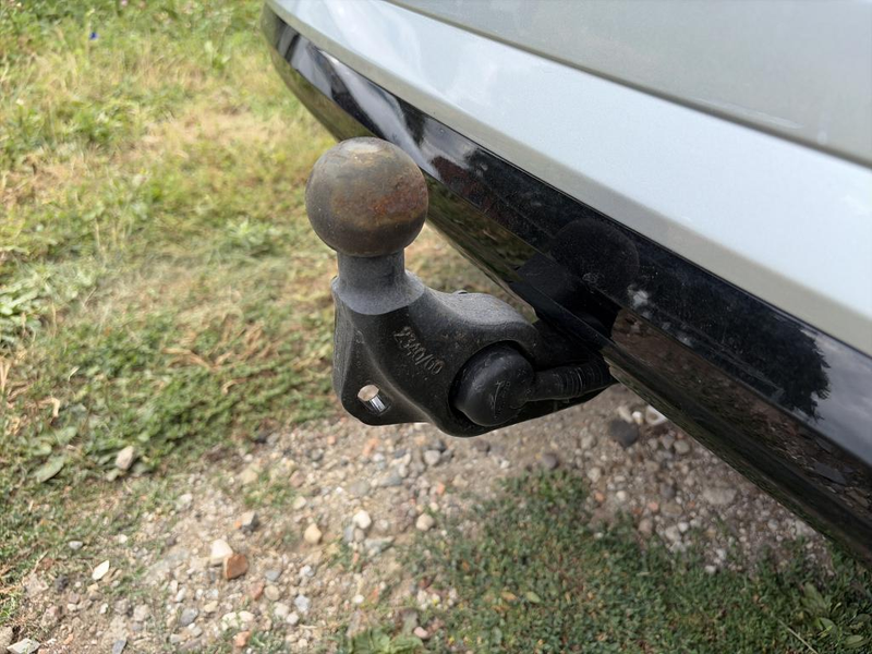 Volkswagen Touran 1.5 TSI DSG R-Line Black Style AHK, RFK, Navi.,... — photo 9